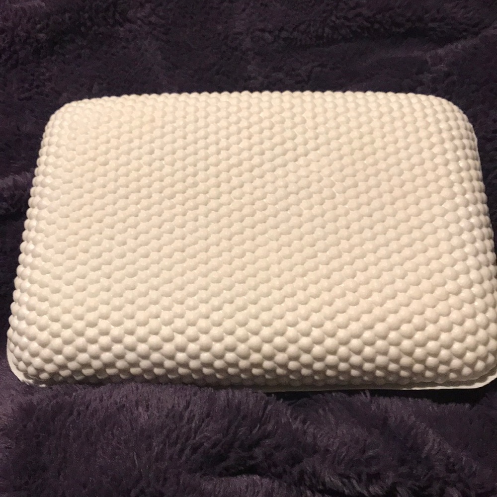 Bath pillow